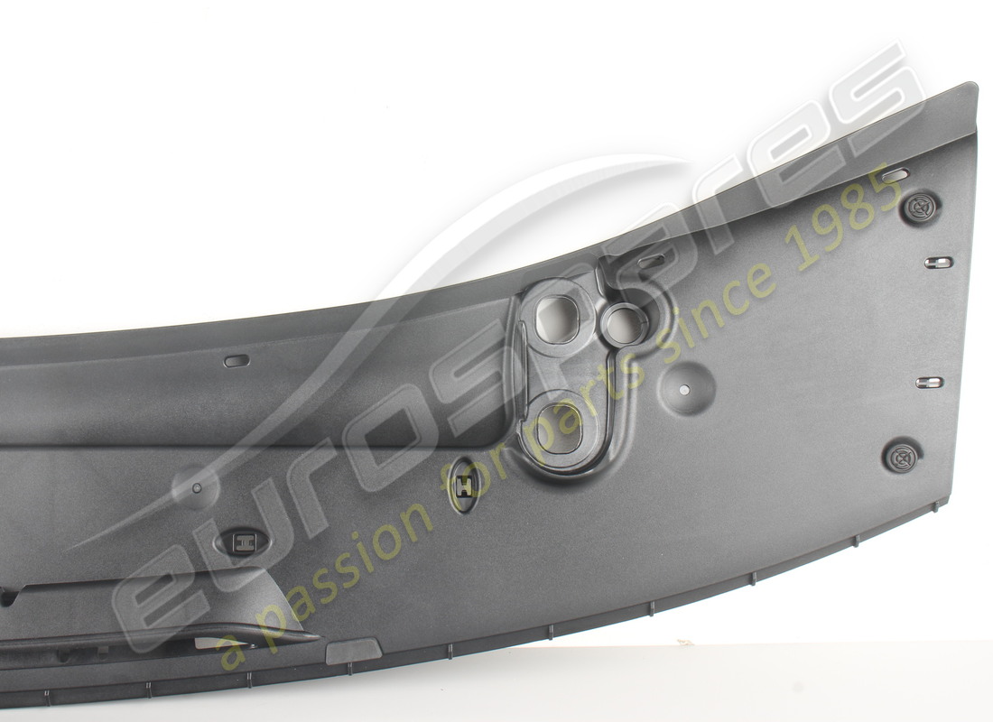 nouveau spoiler porsche. numéro de pièce 99150420503 (4)