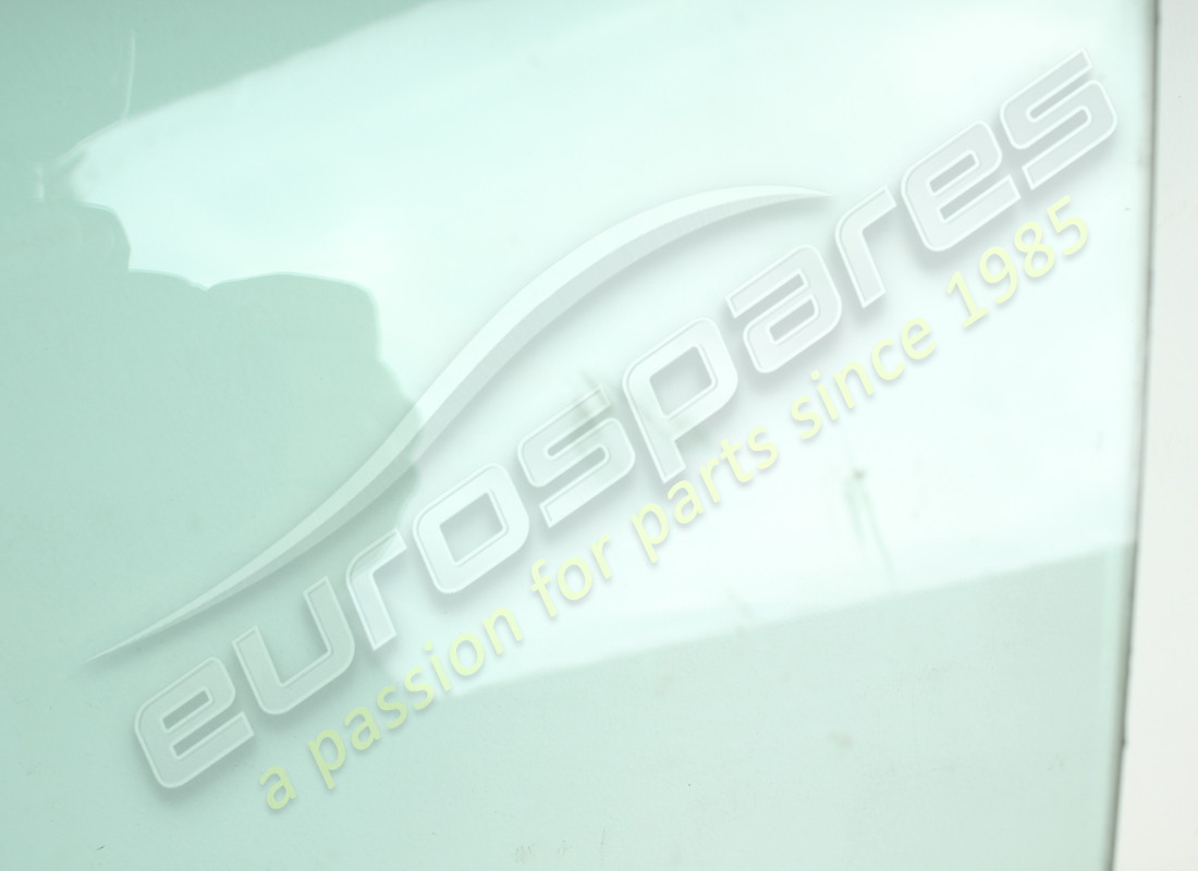 fenêtre de porte gauche ferrari endommagée. numéro de pièce 88304800 (2)