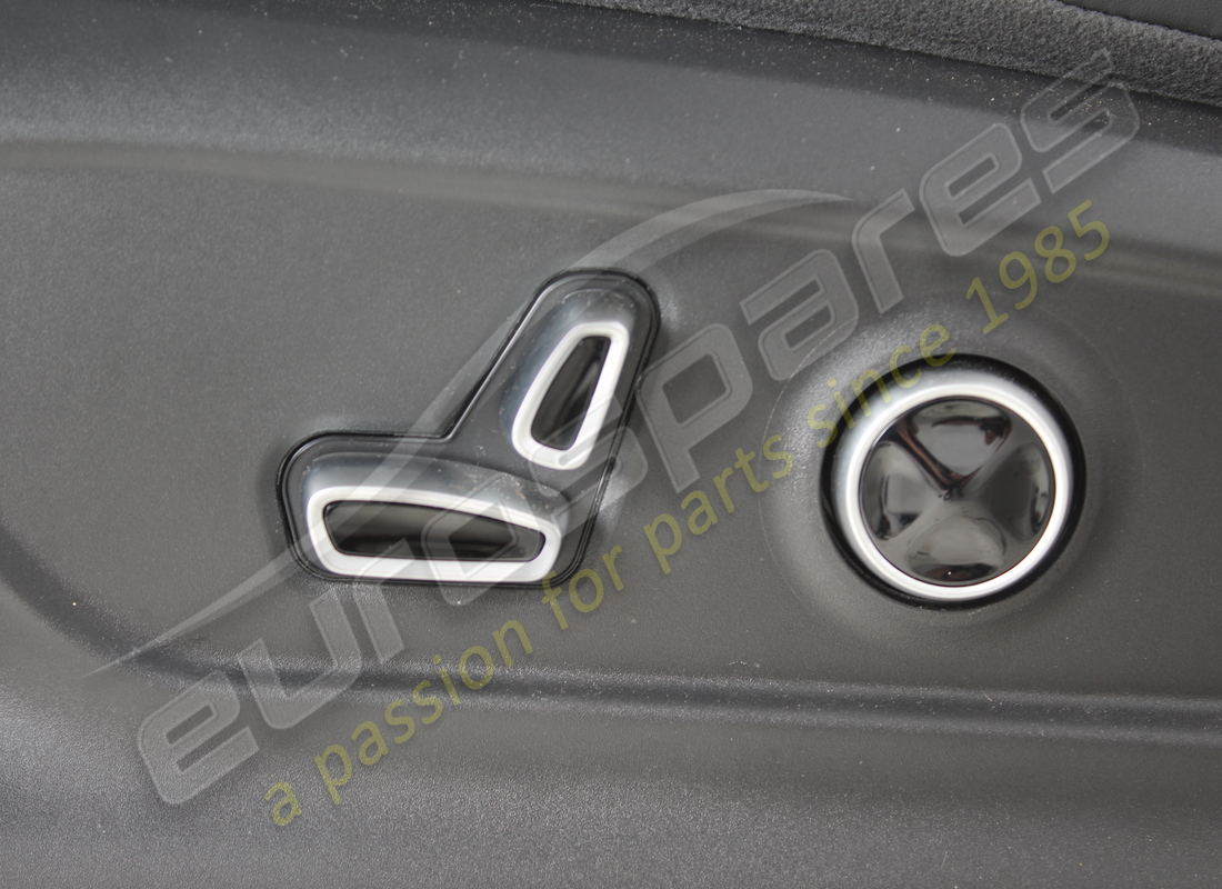 ensemble de siège avant gauche d'occasion maserati. numéro de pièce 670207073 (7)