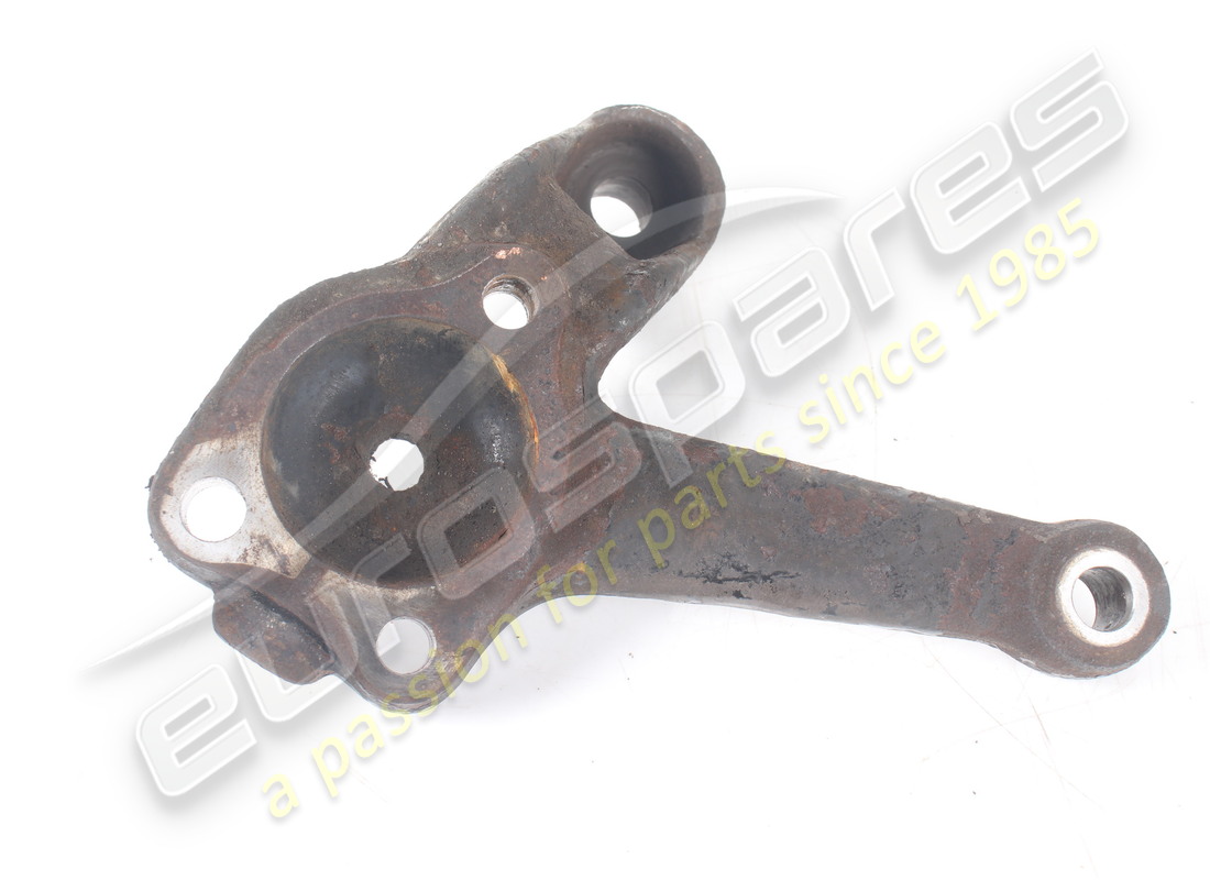 USED MASERATI RH ARM COUPLING. PART NUMBER 366600306 (3) used maserati rh arm coupling. part number 366600306 (3)