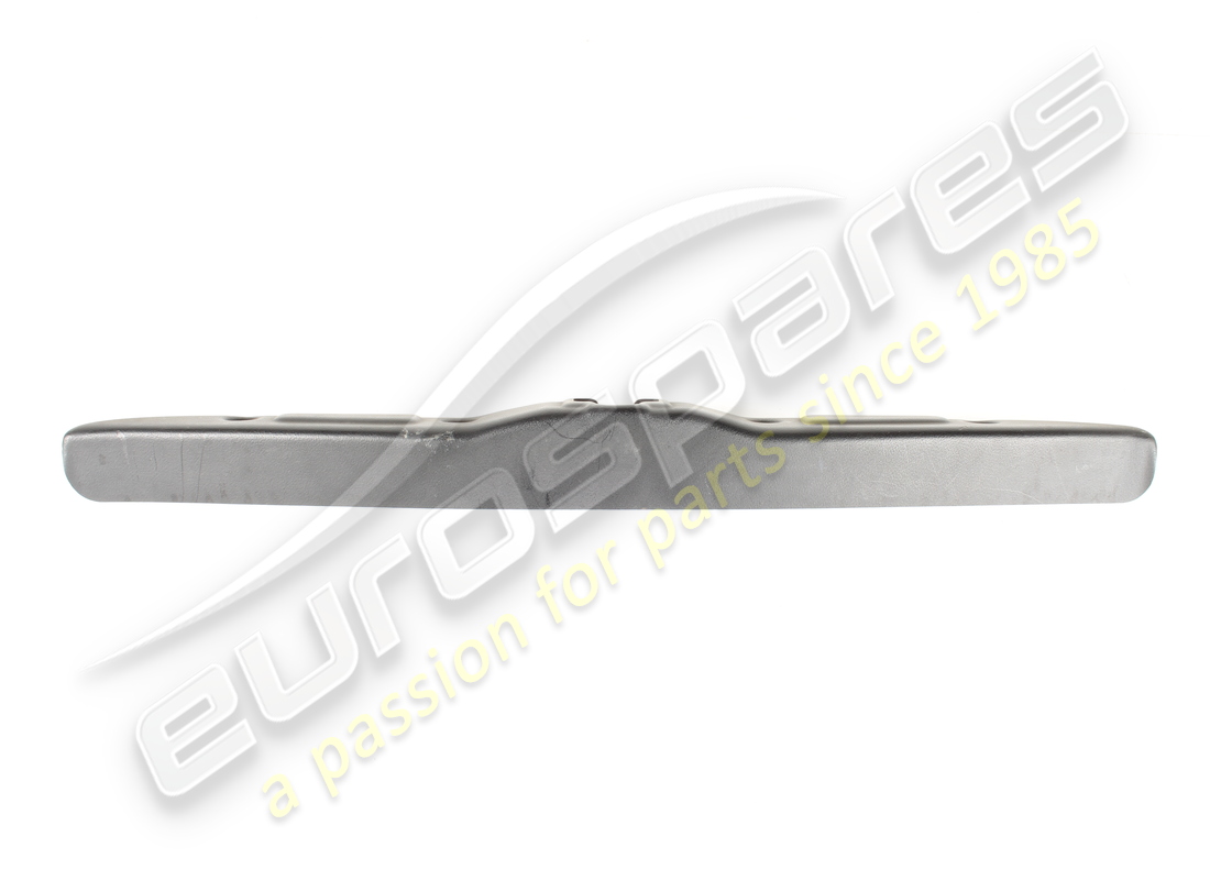 PROTECTION DE PLAQUE D'IMMATRICULATION D'OCCASION MASERATI DANS LE COMPARTIMENT À BAGAGES. NUMÉRO DE PIÈCE 374700352 (2) protection de plaque d'immatriculation d'occasion maserati dans le compartiment à bagages. numéro de pièce 374700352 (2)