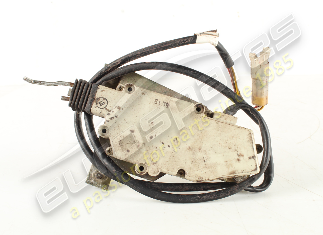 DISPOSITIF DE VERROUILLAGE CENTRALISÉ DE PORTE D'OCCASION Ferrari. NUMÉRO DE PIÈCE 61811300 (1)