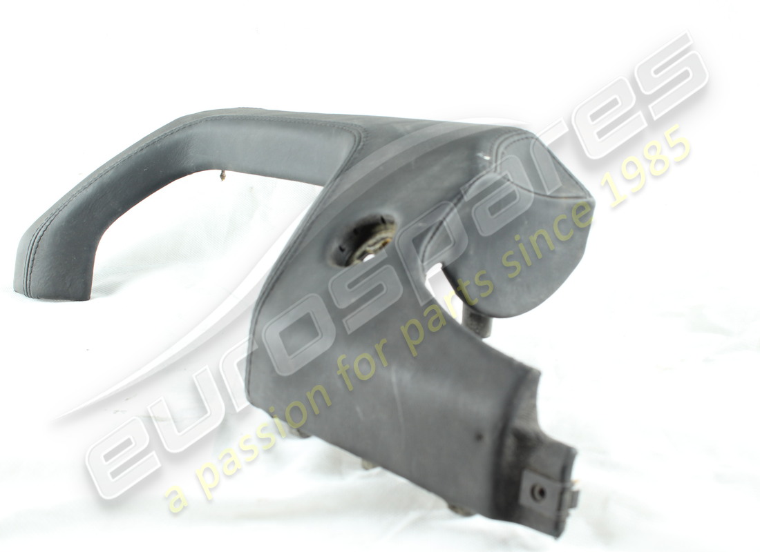panneau central inférieur d'occasion ferrari. numéro de pièce 84549429 (2)