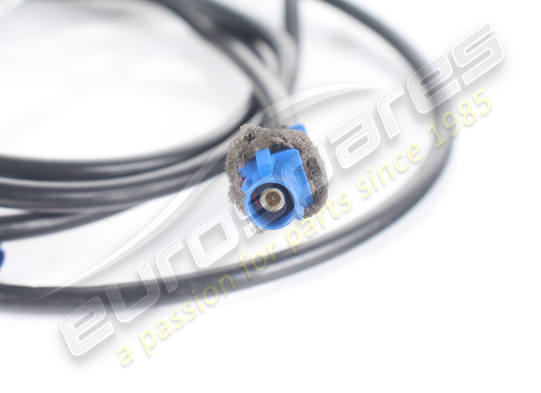 CÂBLE D'EXTENSION D'ANTENNE GPS D'OCCASION FERRARI. NUMÉRO DE PIÈCE 335614 (3) câble d'extension d'antenne gps d'occasion ferrari. numéro de pièce 335614 (3)