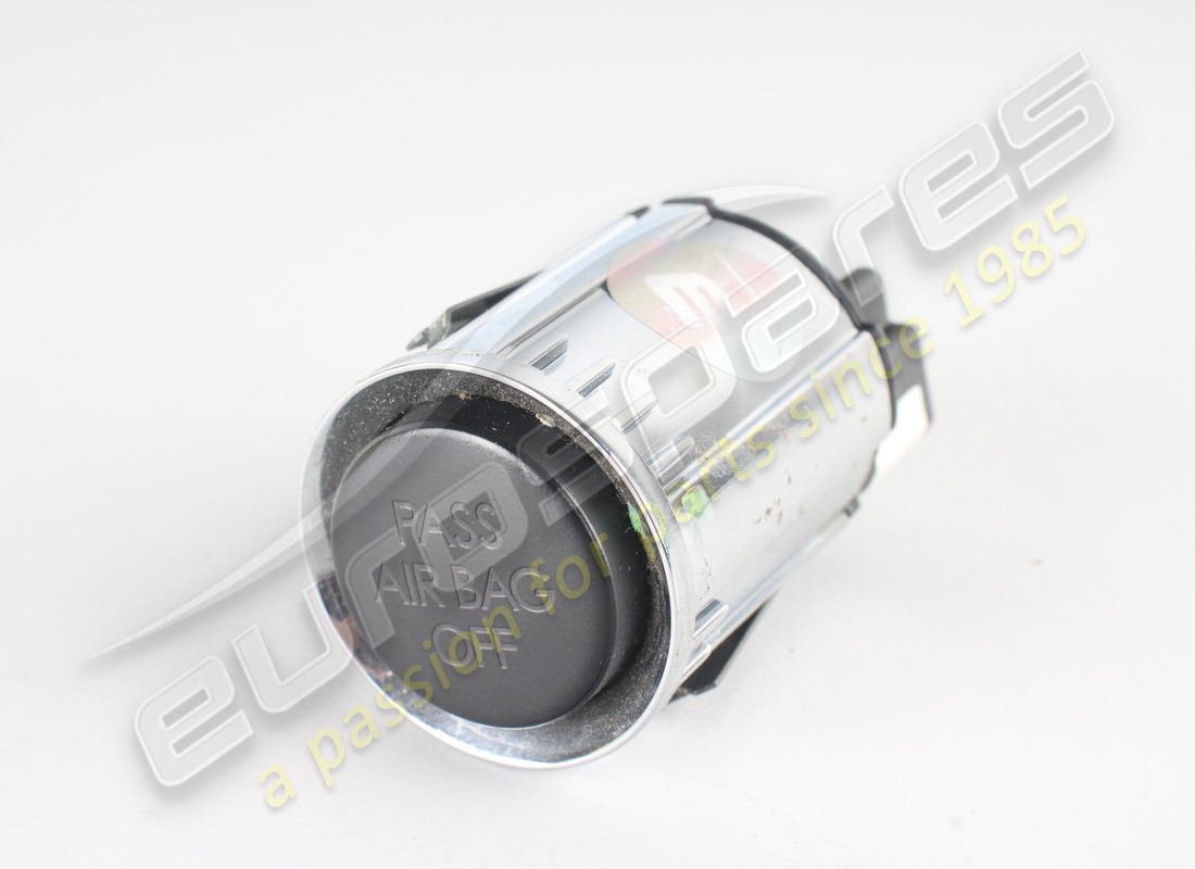 Lampe d'occasion Aston Martin, airbag passager désactivé. Numéro de pièce 6G3314B268BA (1)