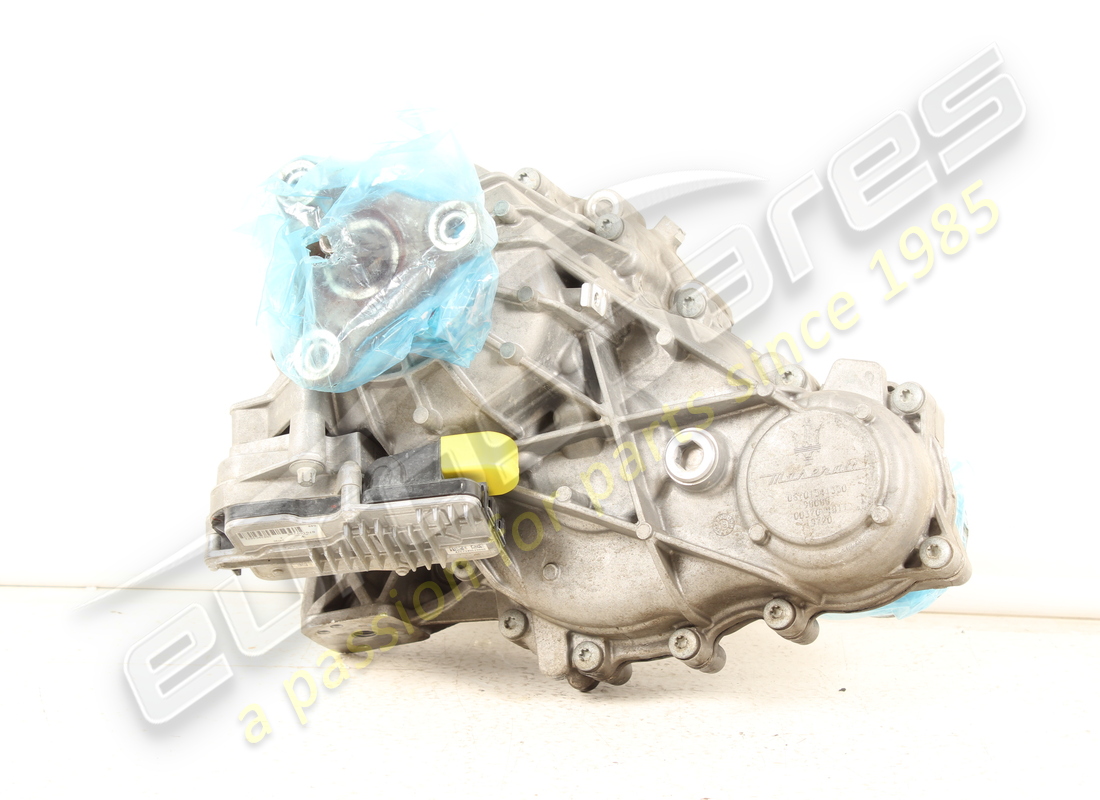 utilisé maserati boîtier de transfert pour toutes roues. numéro de pièce 670154135 (2)