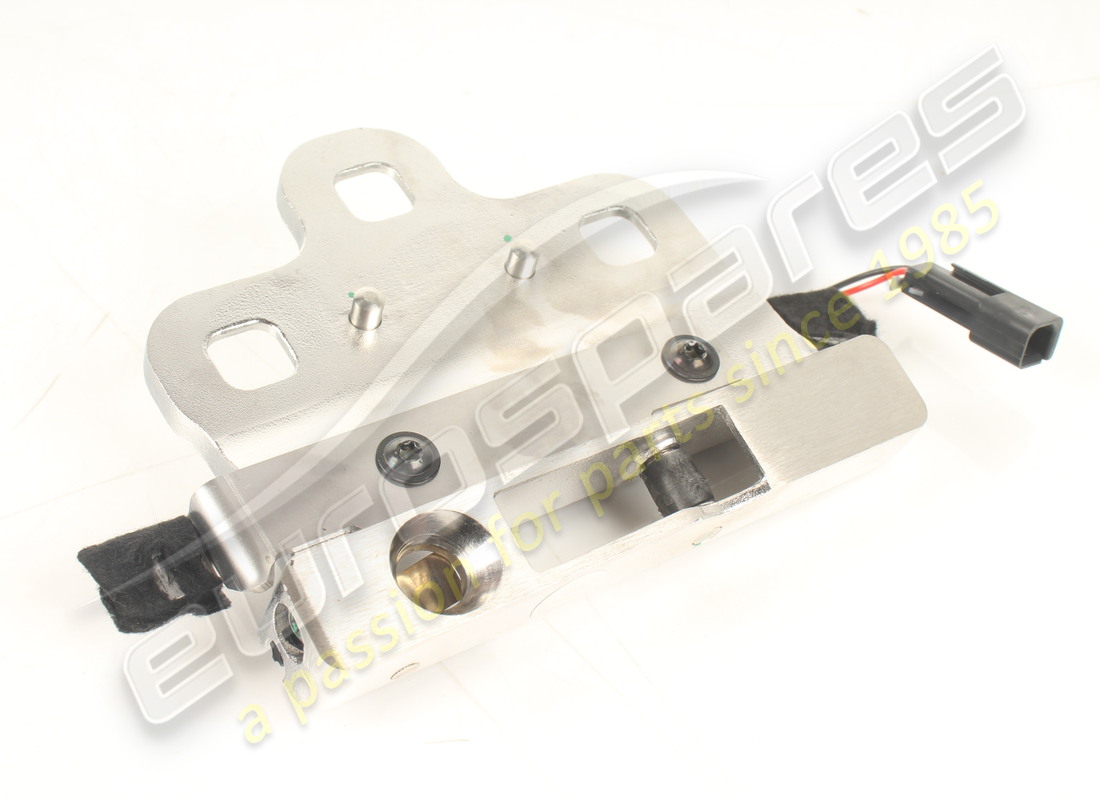 Gâche gauche complète d'occasion Ferrari. Numéro de pièce 83977900 (1) Gâche gauche complète d'occasion Ferrari. Numéro de pièce 83977900 (1)