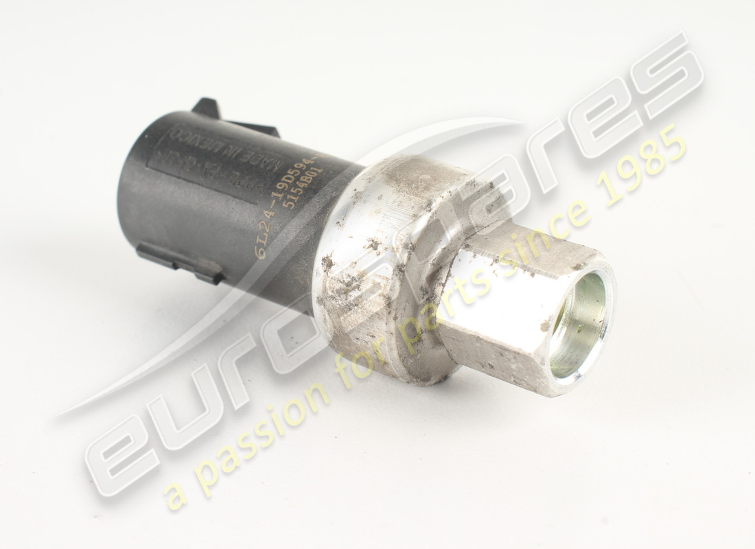 ensemble interrupteur aston martin utilisé, coupure de pression. numéro de pièce ag438911295 (2)