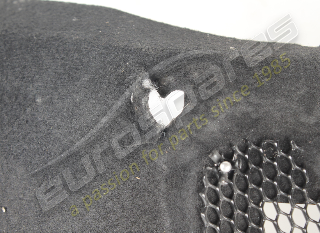 endommagé ferrari riparo v.ruota fourmi. partie an. numéro de pièce 88064400 (3)