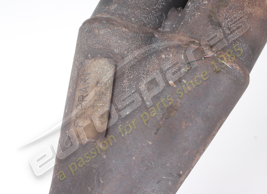 COLLECTEUR D'ÉCHAPPEMENT AVANT FERRARI UTILISÉ. NUMÉRO DE PIÈCE 118155 (6) collecteur d'échappement avant ferrari utilisé. numéro de pièce 118155 (6)