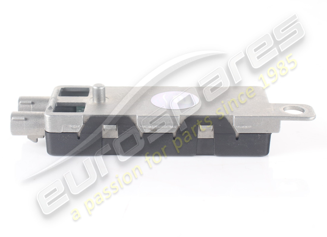 UTILISÉ FERRARI FM2/DAB AMPLIFICATEUR. NUMÉRO DE PIÈCE 298613 (4) utilisé ferrari fm2/dab amplificateur. numéro de pièce 298613 (4)