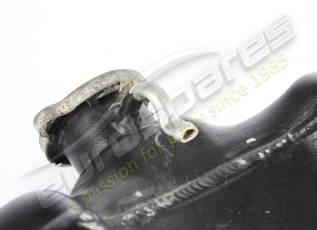 endommagé ferrari serbatoio liquido refrigerante. numéro de pièce 342528 (4)