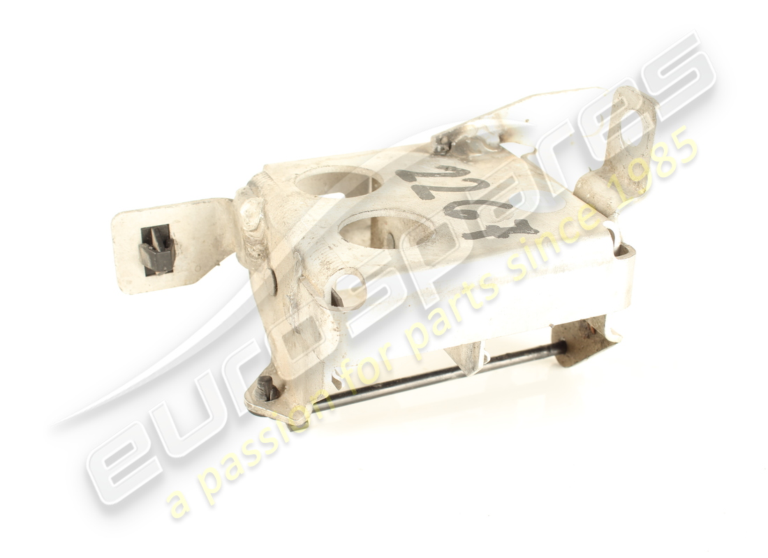 support de montage de soupape tgk d'occasion ferrari. numéro de pièce 84066200 (2)