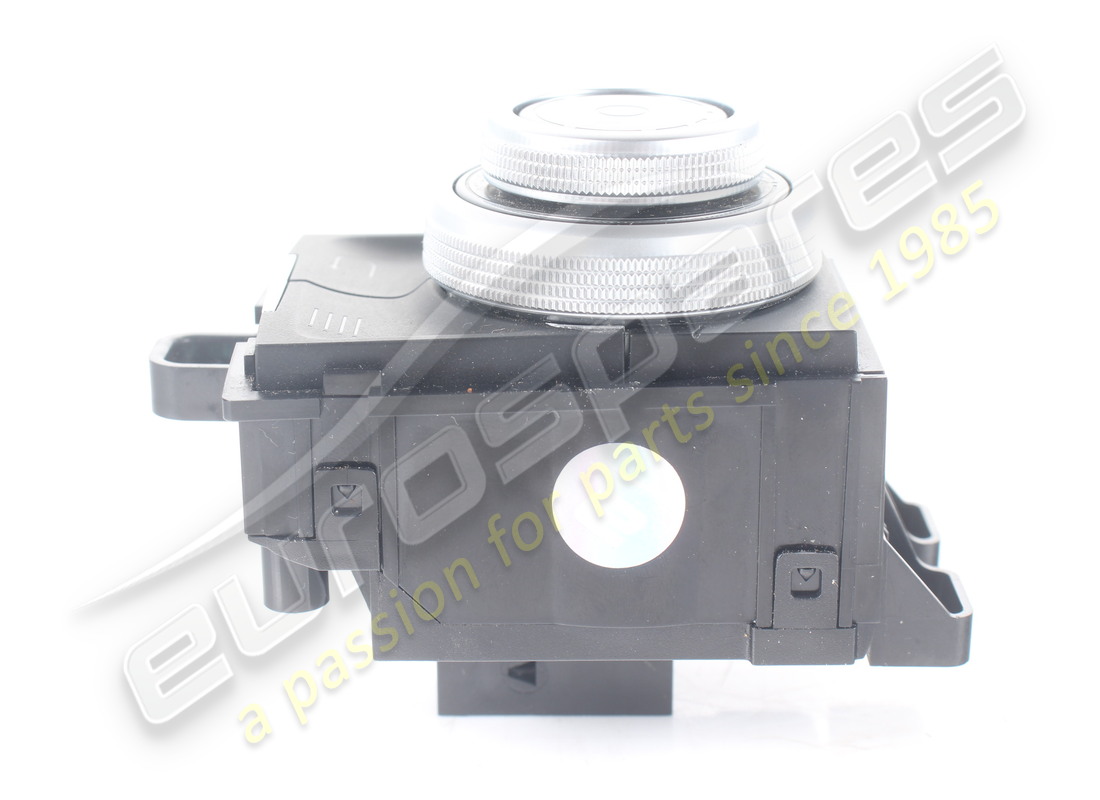 BOUTON ROTATIF À DROITE D'OCCASION MASERATI. NUMÉRO DE PIÈCE 670110724 (6) bouton rotatif à droite d'occasion maserati. numéro de pièce 670110724 (6)