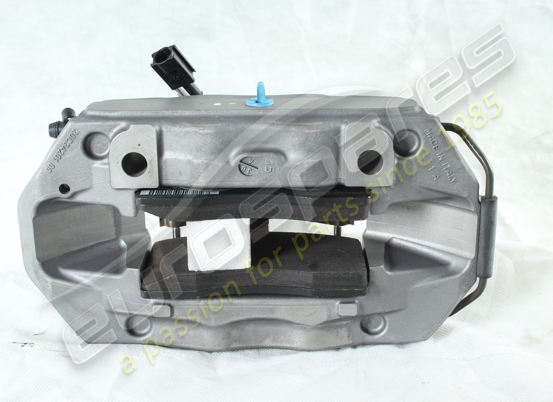 étrier avant gauche neuf maserati (157 ds/330. numéro de pièce 670032713 (2)