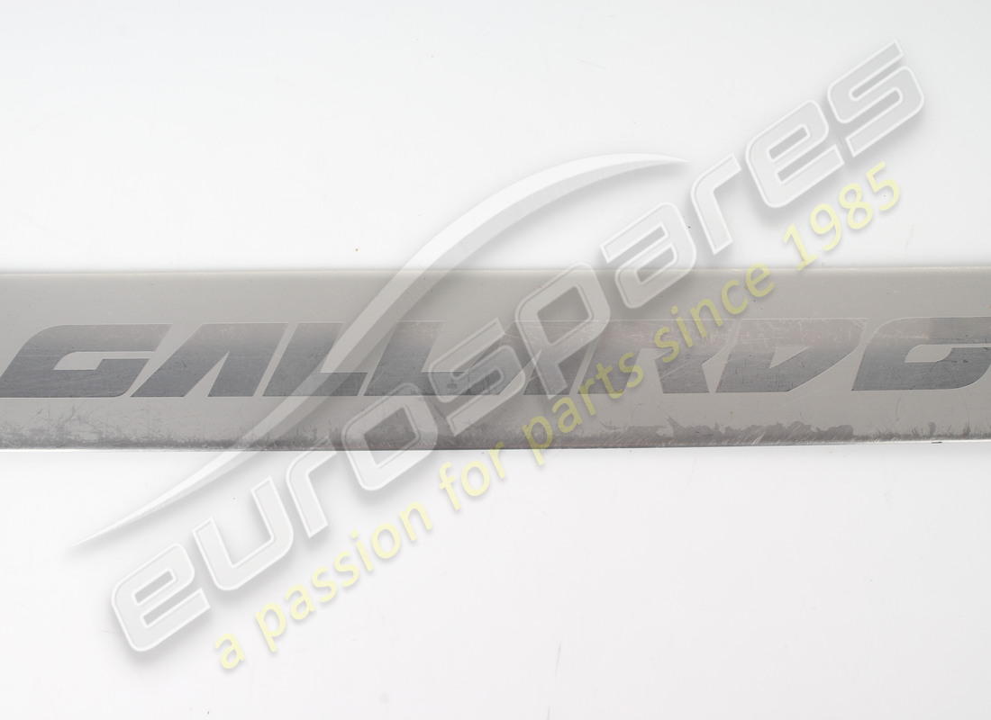 PLAQUE DE SÉCURITÉ INOX D'OCCASION LAMBORGHINI. RÉFÉRENCE 400853373C (1) plaque de sécurité inox d'occasion lamborghini. référence 400853373c (1)