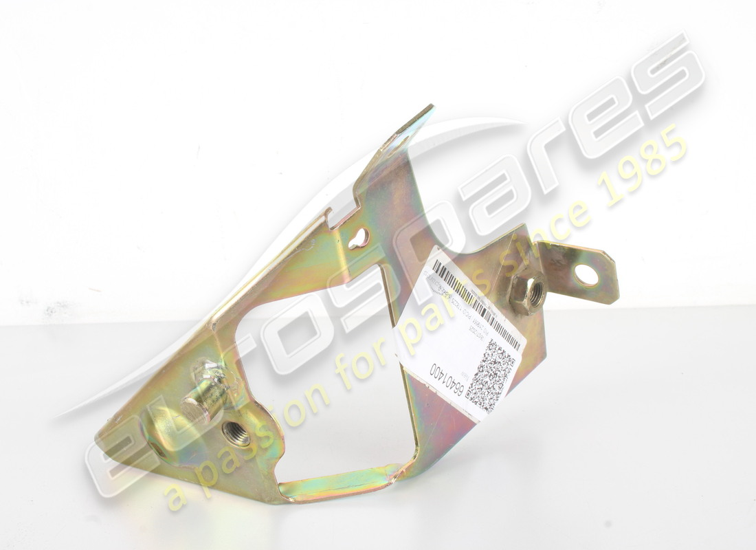 nouveau support gauche ferrari. numéro de pièce 66401400 (2)