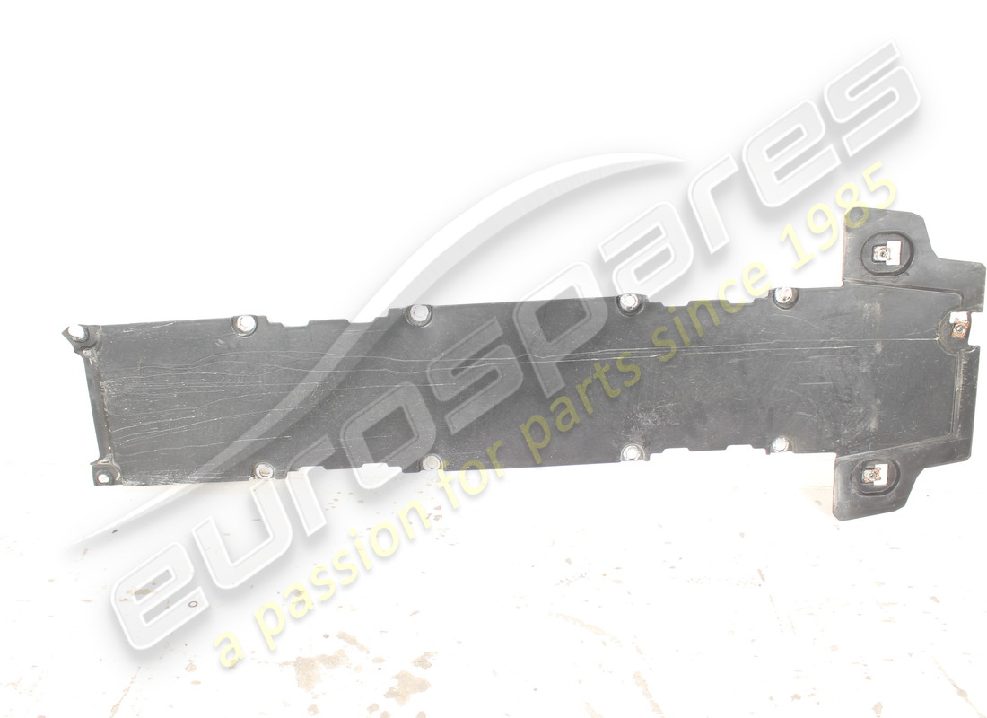 PROTECTION CENTRALE DE SOUS-CAISSE Ferrari ENDOMMAGÉE. NUMÉRO DE PIÈCE 87497100 (1)