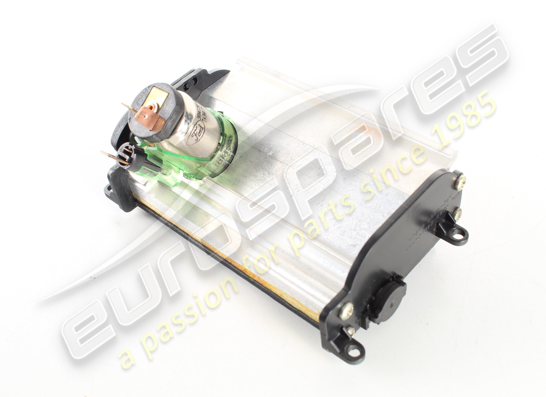 CENDRIER HOMME D'OCCASION ASTON MARTIN - PLAT. NUMÉRO DE PIÈCE 4G438010595 (7) cendrier homme d'occasion aston martin - plat. numéro de pièce 4g438010595 (7)