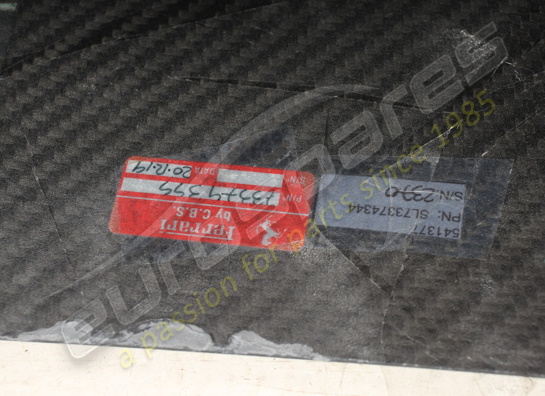 nouveau (autre) ferrari garniture sous-porte droite complète. numéro de pièce 766048 (2)