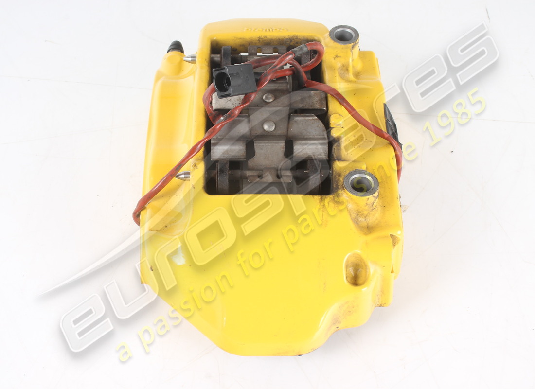utilisé ferrari étrier arrière droit avec plaquettes. numéro de pièce 336053 (2)