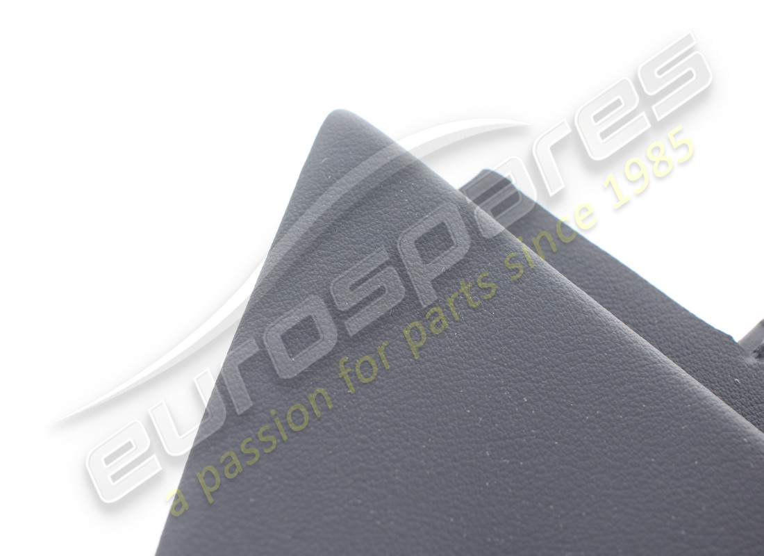 COUVERTURE UTILISÉE DE LAMBORGHINI. NUMÉRO DE PIÈCE 4ML857085QG8 (3) couverture utilisée de lamborghini. numéro de pièce 4ml857085qg8 (3)