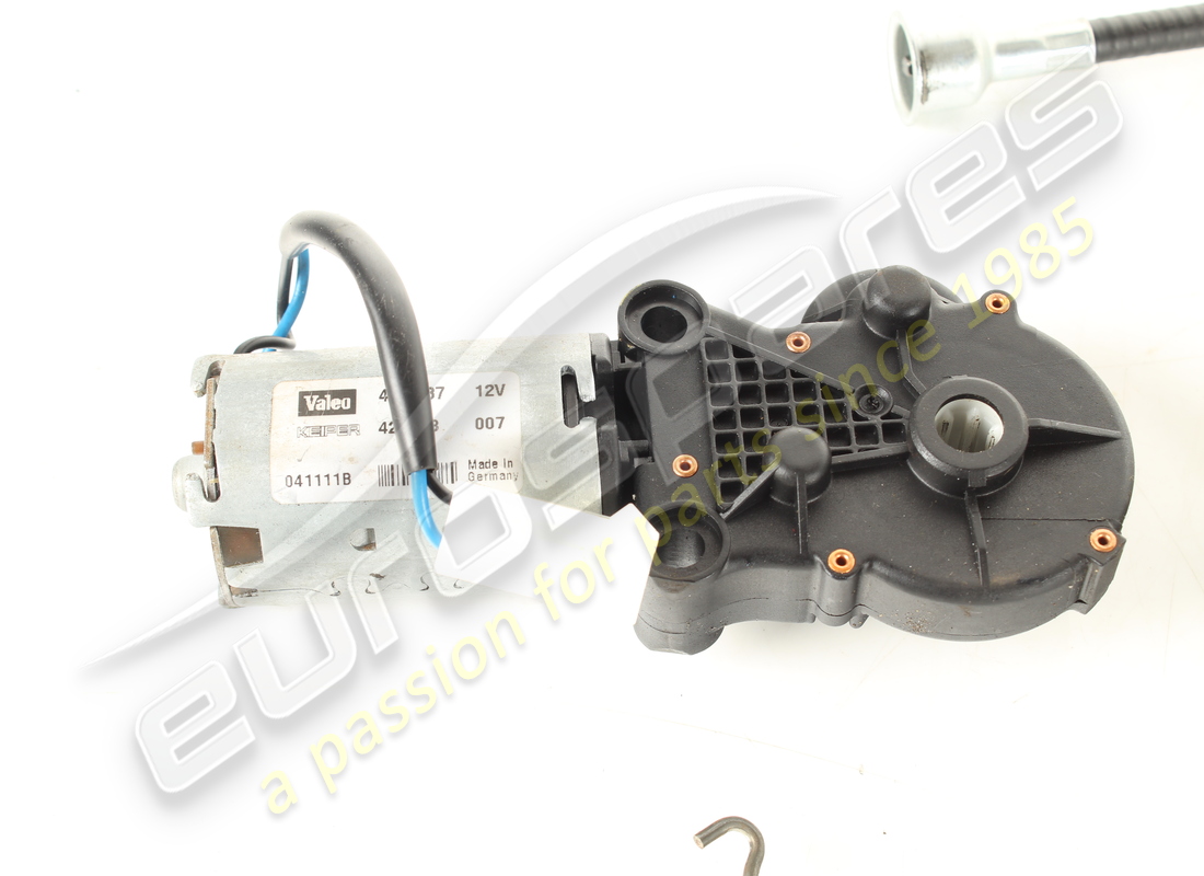 structure du dossier de siège avant droit d'occasion maserati. référence 980139479 (4)