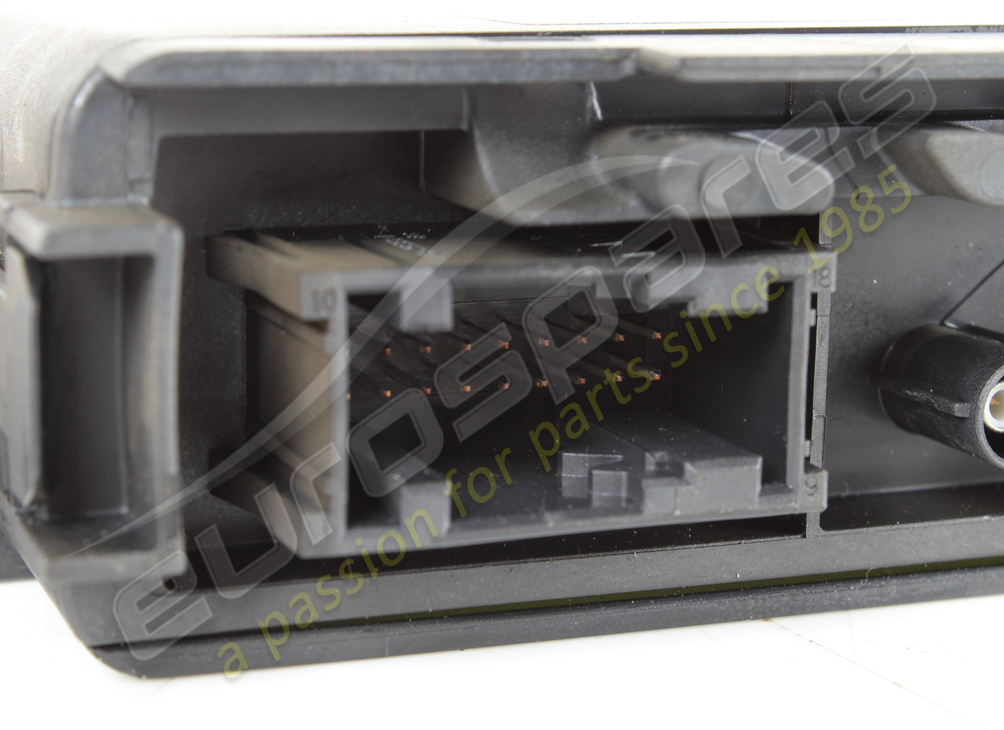 endommagé ferrari tcu ecall / svr. numéro de pièce 824396 (5)