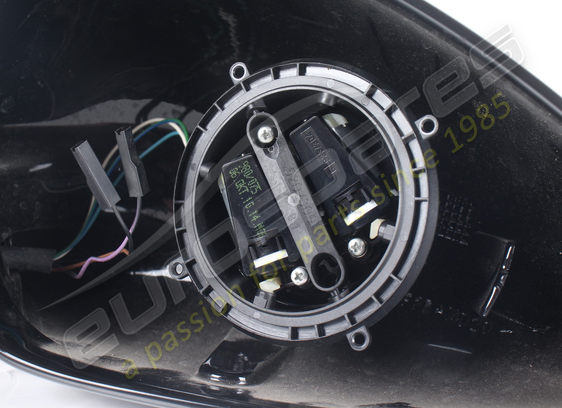 RÉTROVISEUR EXTÉRIEUR DROIT D'OCCASION FERRARI - NUMÉRO DE PIÈCE 69134410 (6) rétroviseur extérieur droit d'occasion ferrari - numéro de pièce 69134410 (6)