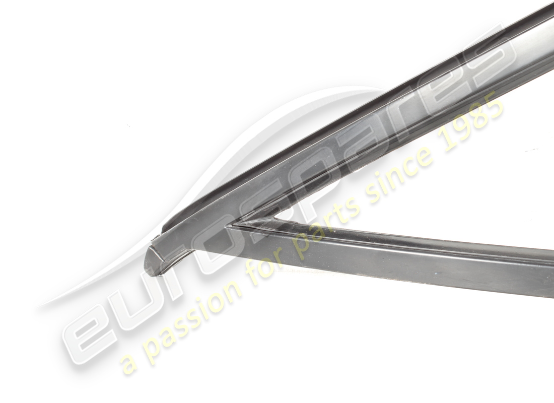 UTILISÉ FERRARI CADRE RH VITRE DE PORTE GTS. NUMÉRO DE PIÈCE 60292000 (6) utilisé ferrari cadre rh vitre de porte gts. numéro de pièce 60292000 (6)