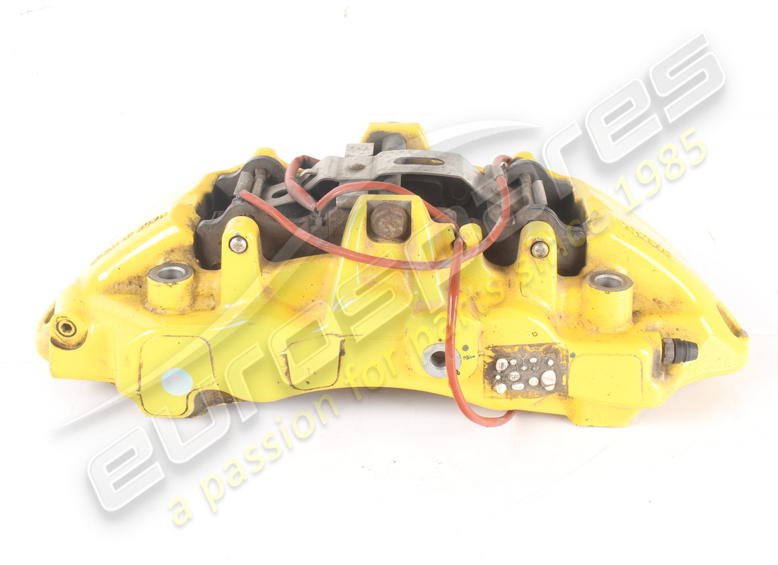 étrier avant gauche ferrari utilisé avec plaquettes. numéro de pièce 315567 (3)