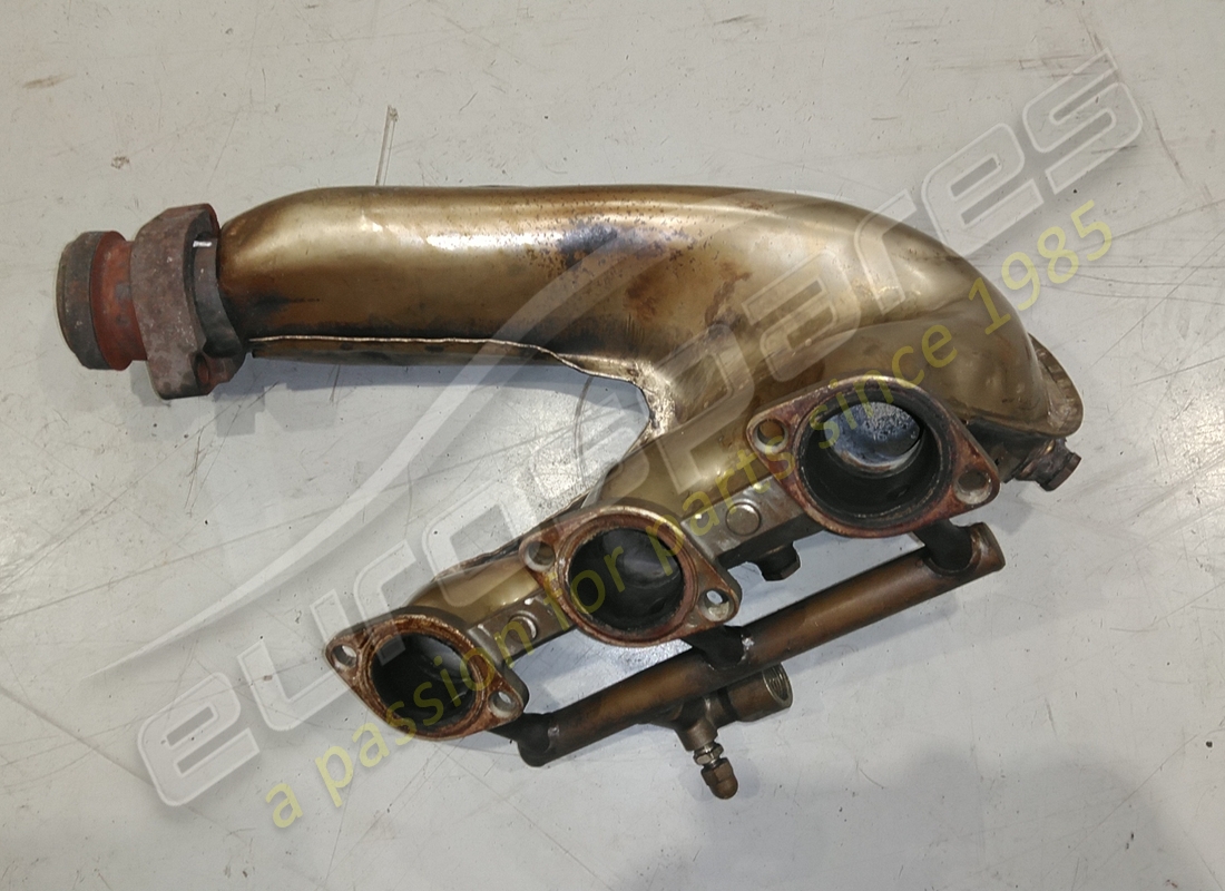 UTILISÉ Ferrari COLLECTEUR D'ÉCHAPPEMENT ARRIÈRE DROIT RHD. NUMÉRO DE PIÈCE 157759 (1)