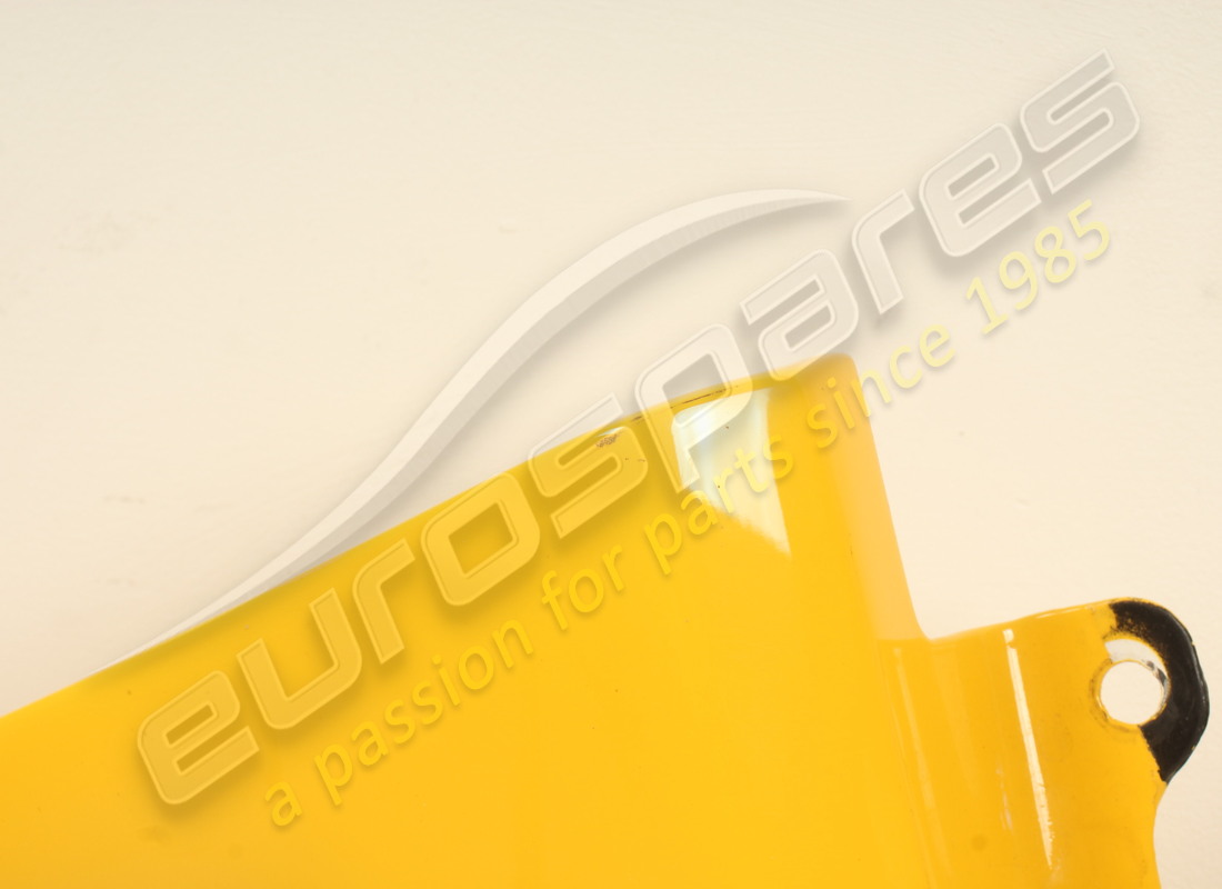 nouveau (autre) ferrari spoiler arrière complet. numéro de pièce 949122 (4)