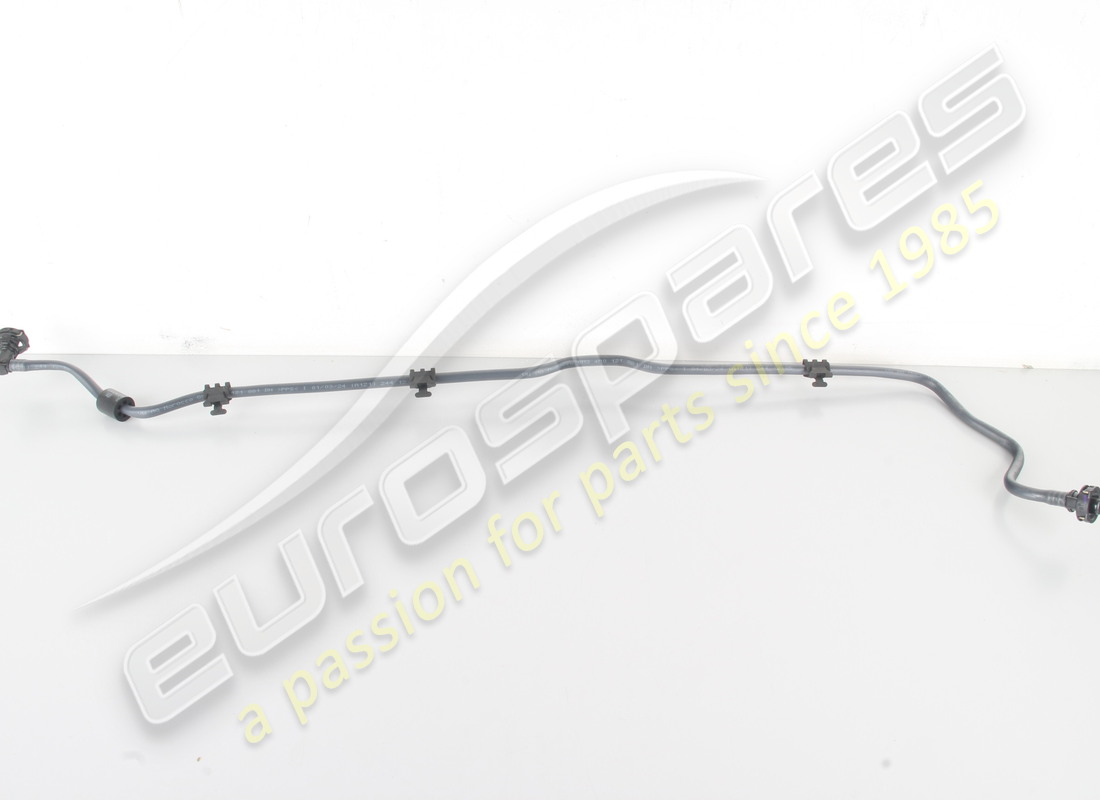 nouveau tuyau de refroidissement lamborghini. numéro de pièce 4m0121081dn (1)