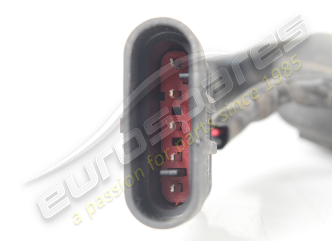 utilisé ferrari soupape rh tgk. numéro de pièce 67635900 (2)