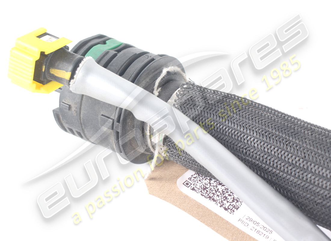 TUYAU DE REMPLISSAGE DE CARBURANT D'OCCASION FERRARI. NUMÉRO DE PIÈCE 278323 (2) tuyau de remplissage de carburant d'occasion ferrari. numéro de pièce 278323 (2)