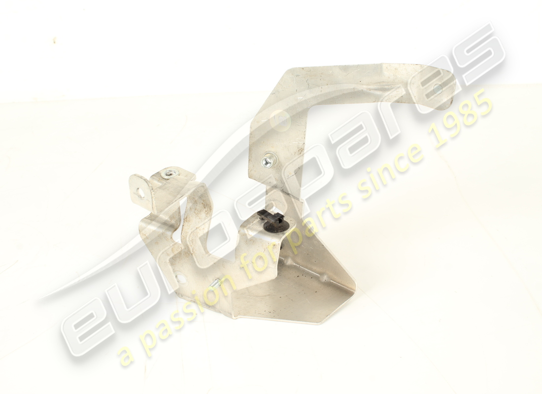 support de connecteur de suspension arrière droit d'occasion ferrari. numéro de pièce 947581 (2)