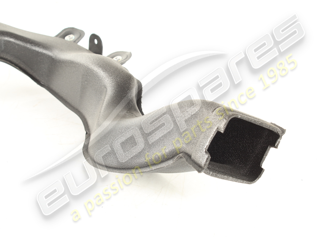 USED FERRARI DRIVER SIDE AIR DUCT RHD PART NUMBER 83127500 (4) used ferrari driver side air duct rhd part number 83127500 (4)