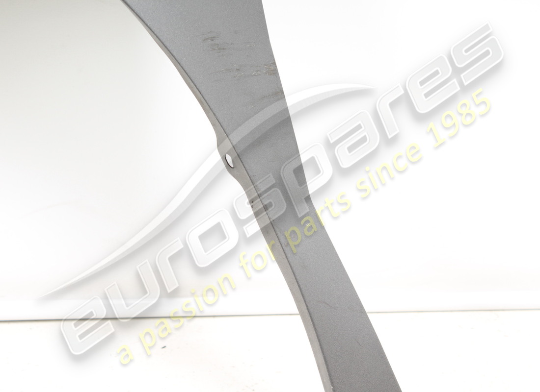 aile avant gauche lamborghini endommagée. numéro de pièce 4t0821021d (5)