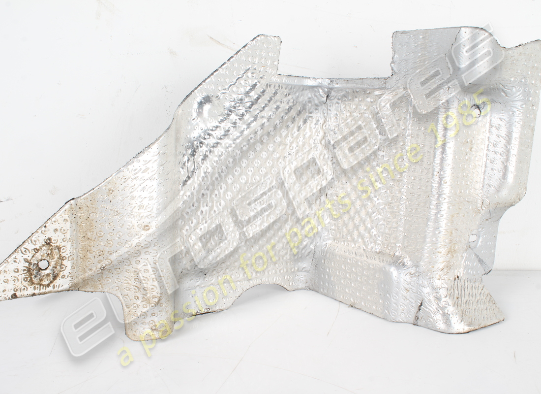 BOUCLIER THERMIQUE DE SILENCIEUX GAUCHE D'OCCASION Ferrari. NUMÉRO DE PIÈCE 870468 (1)