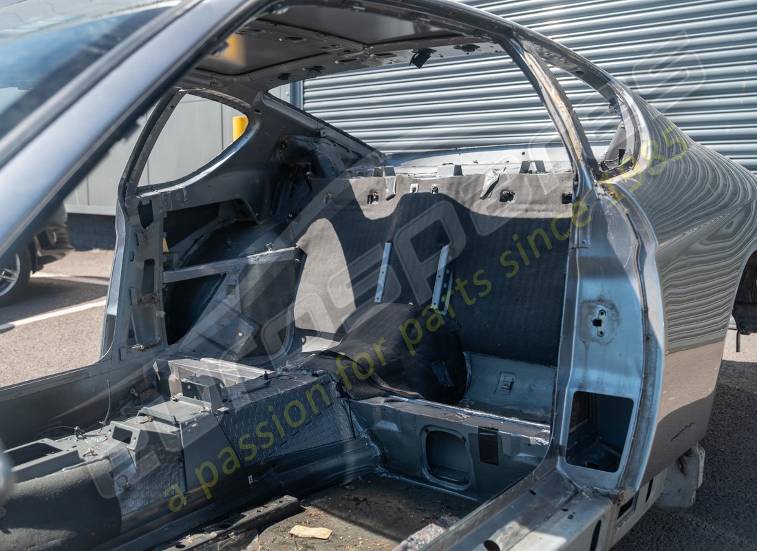 ferrari carrosserie complète utilisée. numéro de pièce 65887700 (6)