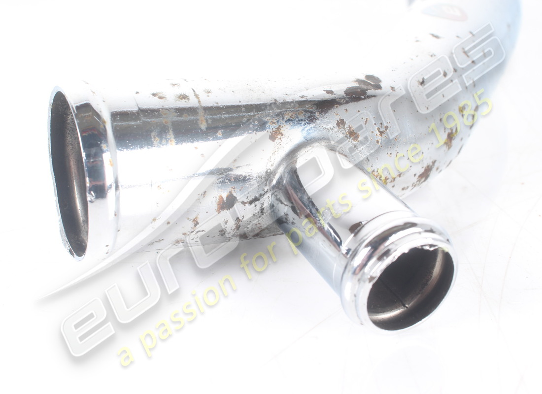 tuyau d'air d'occasion maserati. référence 573362900 (3)