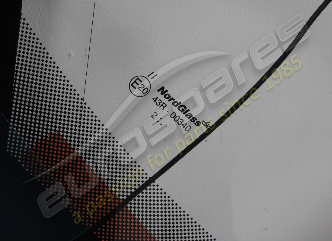 neuf eurospares pare-brise testarossa droit 512tr et antenne latérale. numéro de pièce 61510900 (2)