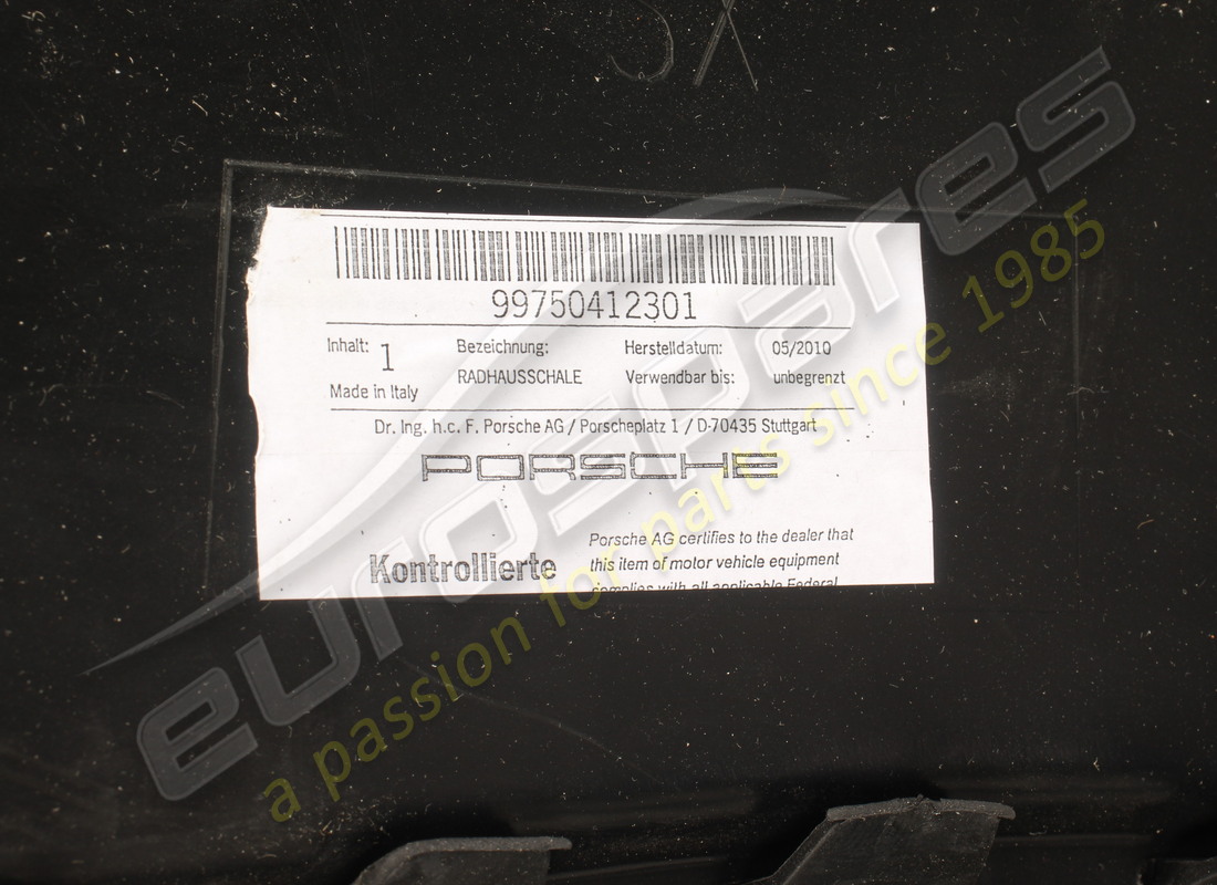 nouveau protecteur de passage de timonerie porsche. numéro de pièce 99750412301 (5)