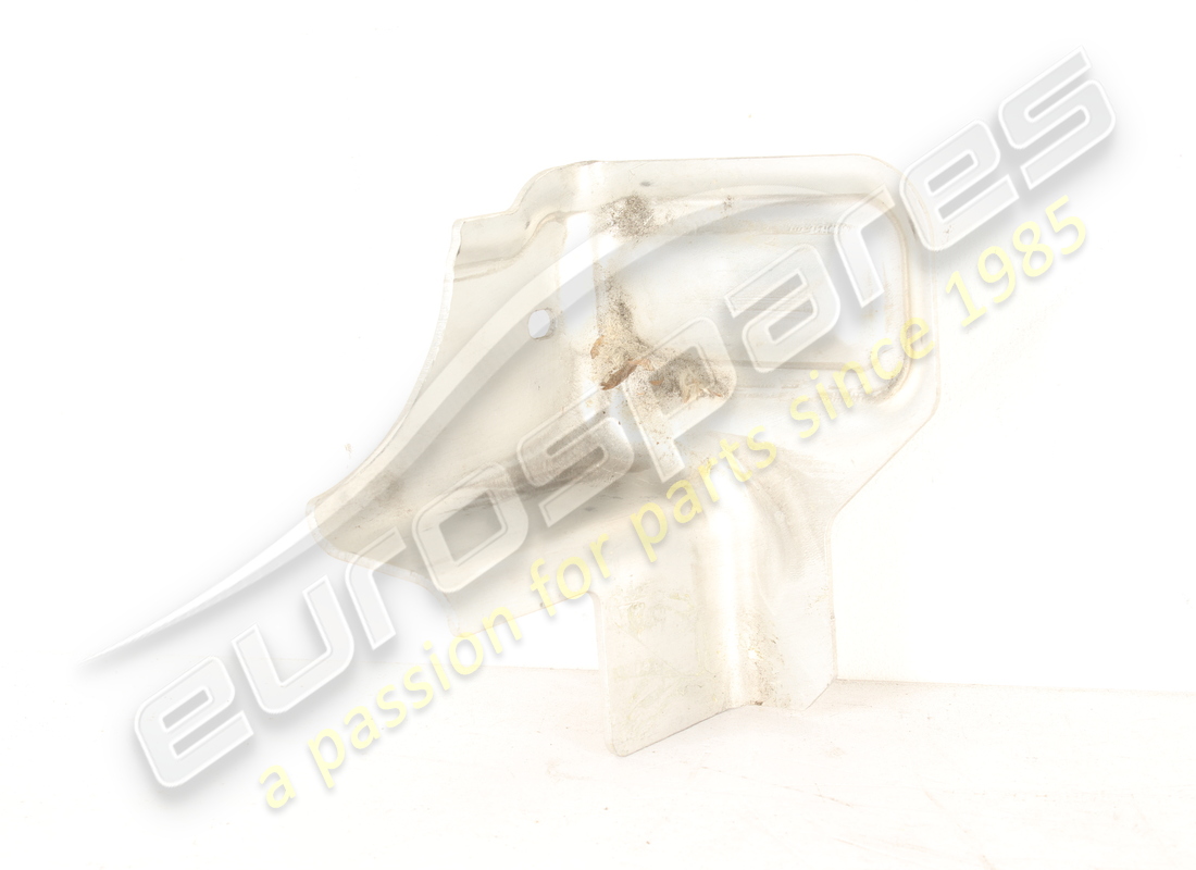 nouveau support inférieur arrière ferrari pour lh fe. numéro de pièce 81518200 (2)