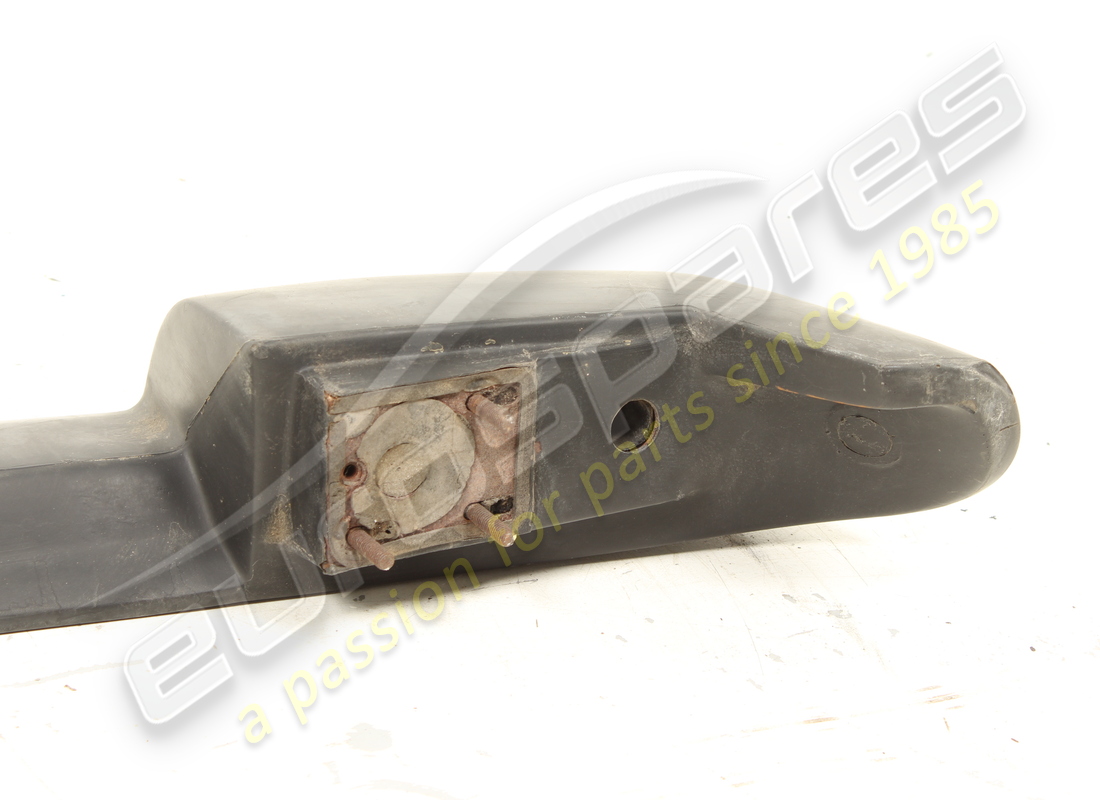 utilisé lamborghini assem. le pare-choc avant. numéro de pièce 006963000 (2)