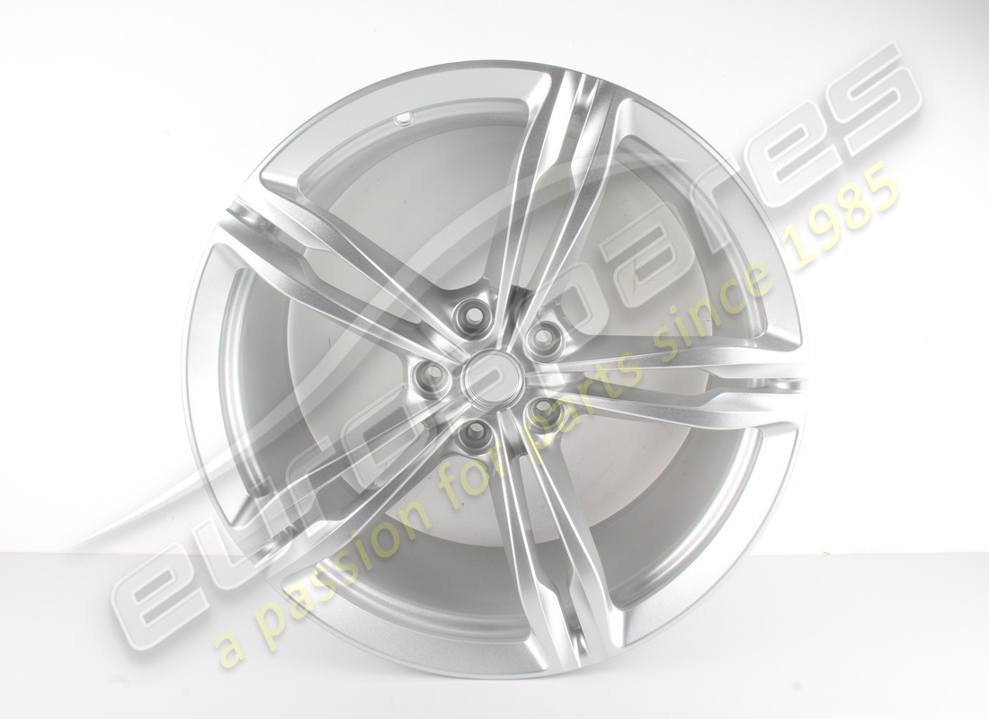 ROUE ARRIÈRE Ferrari RECONDITIONNÉE. NUMÉRO DE PIÈCE 328457 (1)