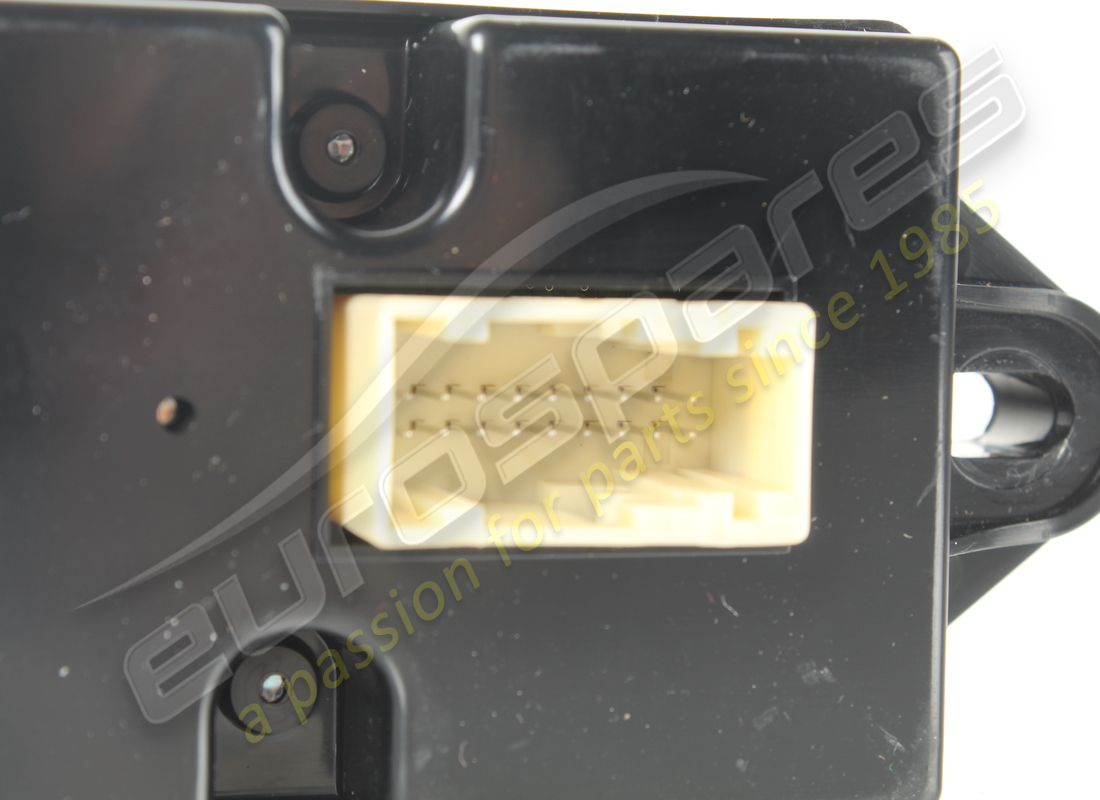 boîte noire de commandes de climatisation d'occasion ferrari. numéro de pièce 297831 (4)