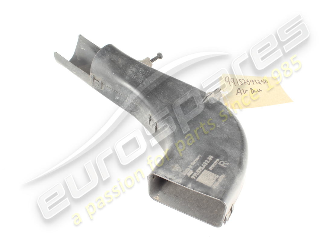 porsche conduit d'air utilisé. numéro de pièce 99157543280 (1)