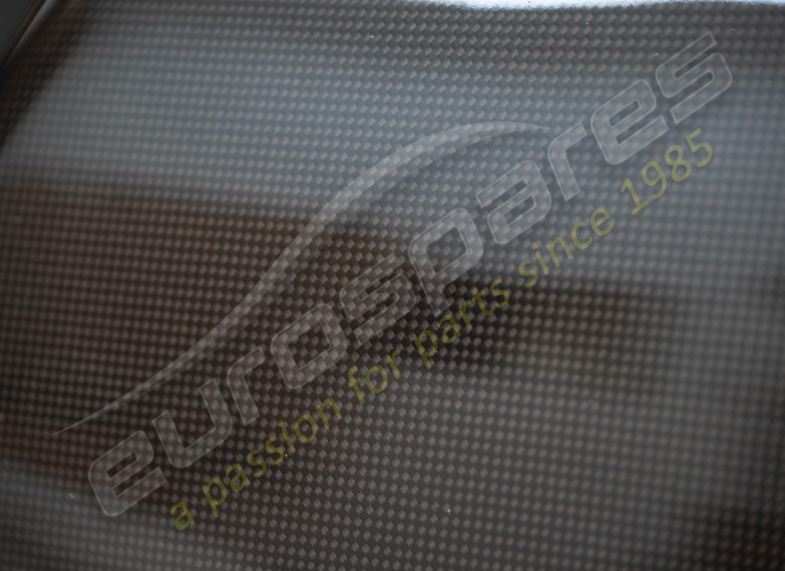 neuf (autre) ferrari diffuseur arrière. numéro de pièce 81509400 (5)